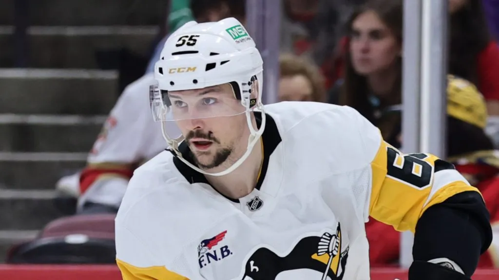 Erik Karlsson, player of the Pittsburgh Penguins