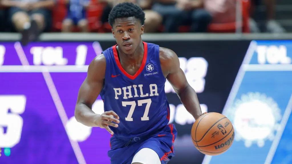 VJ Edgecombe #77 of the Philadelphia 76ers brings the ball up the court during their NBA Summer League game against the Utah Jazz. (Chris Gardner/Getty Images)