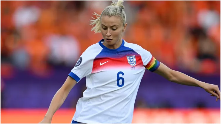 Leah Williamson of England