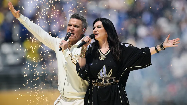 Robbie Williams and Laura Pausini perform during the Final Pre-Match Performance prior to the FIFA Club World Cup 2025 Final match between Chelsea FC and Paris Saint-Germain at MetLife Stadium on July 13, 2025.