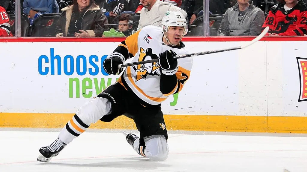 Evgeni Malkin #71 of the Pittsburgh Penguins skates against the New Jersey Devils at Prudential Center on April 11, 2025 in Newark, New Jersey. (Photo by Bruce Bennett/Getty Images)