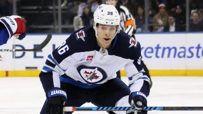 Morgan Barron of the Jets