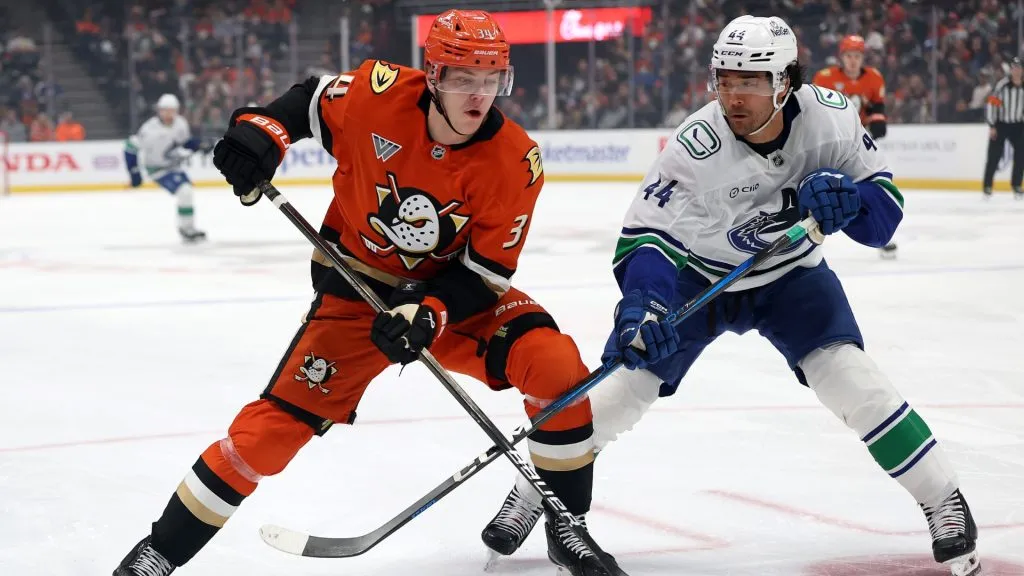 Drew Helleson of the Ducks