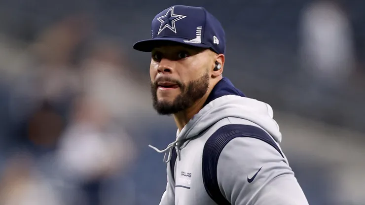 Dak Prescott #4 of the Dallas Cowboys works through pregame warm up before taking on the Atlanta Falcons at AT&T Stadium on November 14, 2021 in Arlington, Texas.