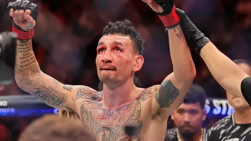 Max Holloway is declared the winner by unanimous decision against Dustin Poirier after their lightweight bout during UFC 318: Holloway vs Poirier 3.