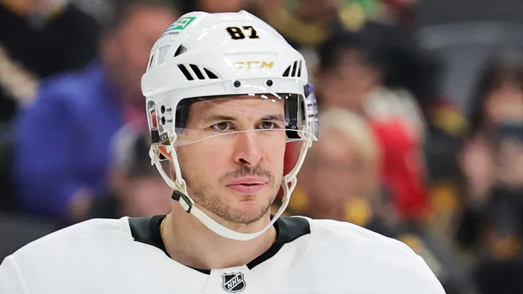 Sidney Crosby of the Pittsburgh Penguins
