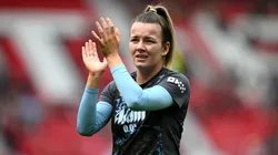 Lauren Hemp of Manchester City applauds the fans prior to the Barclays Women's Super League match between Manchester United and Manchester City at Old Trafford on May 04, 2025.