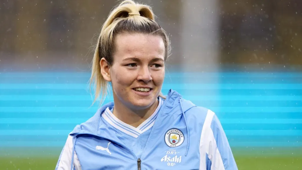 Lauren Hemp of Manchester City looks on prior to the Barclays Women´s Super League match at Manchester City Academy Stadium on December 09, 2023. (Source: Matt McNulty/Getty Images)
