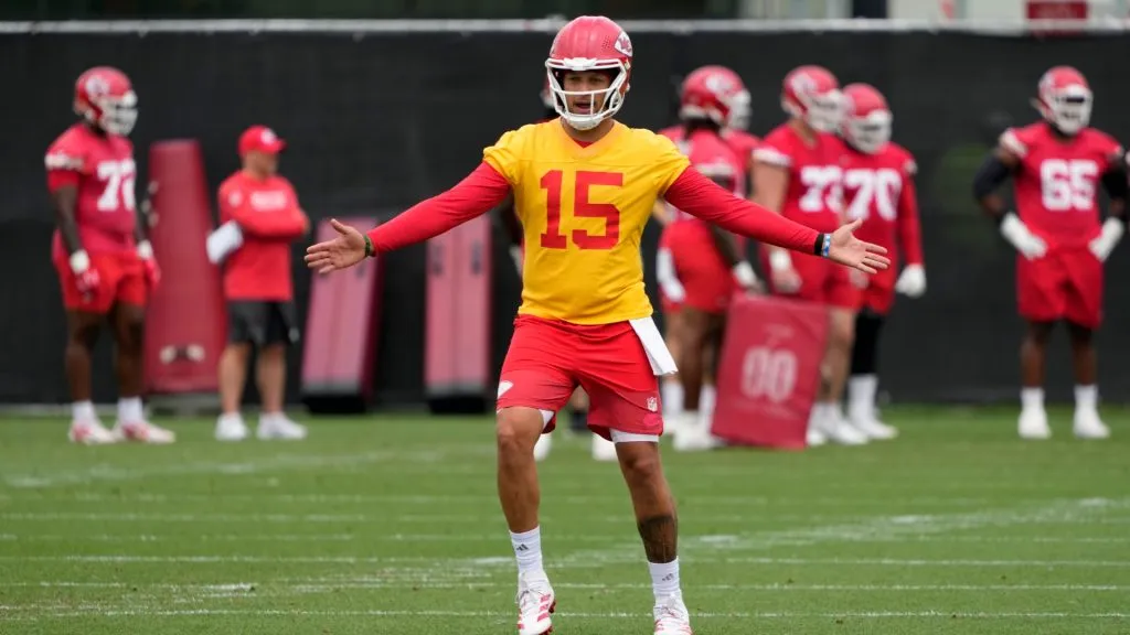 Patrick Mahomes #15 of the Kansas City Chiefs works out during Mandatory Minicamp at The University of Kansas Health System Training Complex on June 18, 2025. (Source: Ed Zurga/Getty Images)