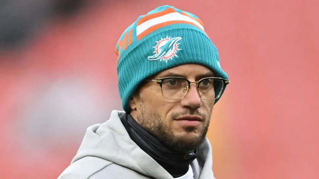 Head coach Mike McDaniel of the Miami Dolphins looks on before the game against the Cleveland Browns at Huntington Bank Field on December 29, 2024 in Cleveland, Ohio.