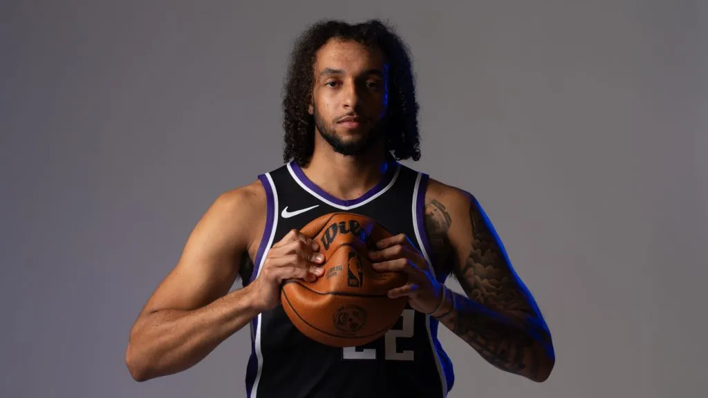 Devin Carter poses for a photo during a media day photo shoot at Sacramento Kings Practice Facility on September 30, 2024. (Source: John Todd/Getty Images)