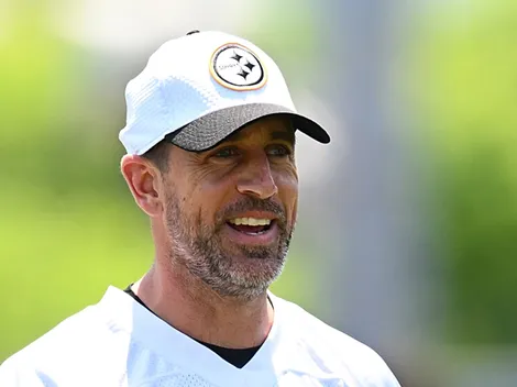 Aaron Rodgers stuns entire NFL with bold Super Bowl prediction about 2025 Steelers