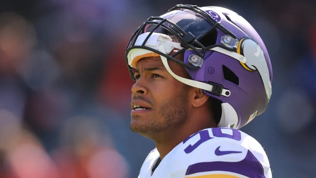 Jordan Hicks retired from the NFL