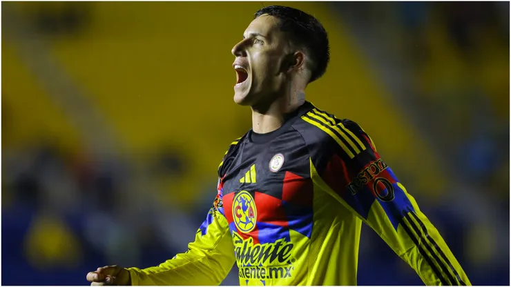 Brian Rodriguez of America