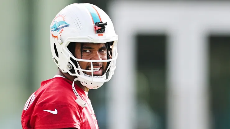 Tua Tagovailoa #1 of the Miami Dolphins practices at Baptist Health Training Complex on July 25, 2025 in Miami Gardens, Florida.