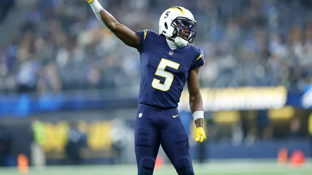 Josh Palmer is now on the Bills