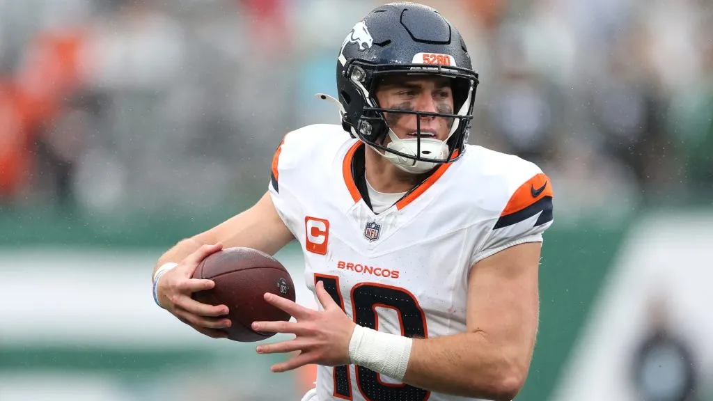 Bo Nix #10 of the Denver Broncos.