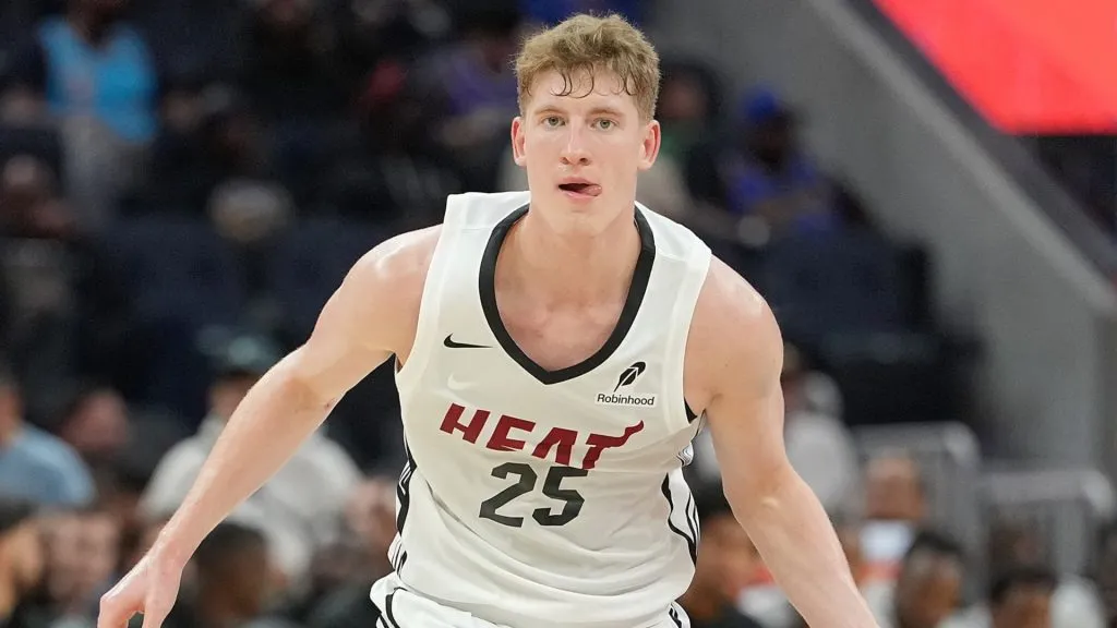 Kasparas Jakucionis #25 of the Miami Heatdribbles the ball against the San Antonio Spurs during the second half in a California Classic summer league game on July 05, 2025. (Source: Thearon W. Henderson/Getty Images)