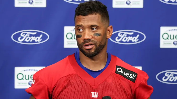 Russell Wilson #3 of the New York Giants