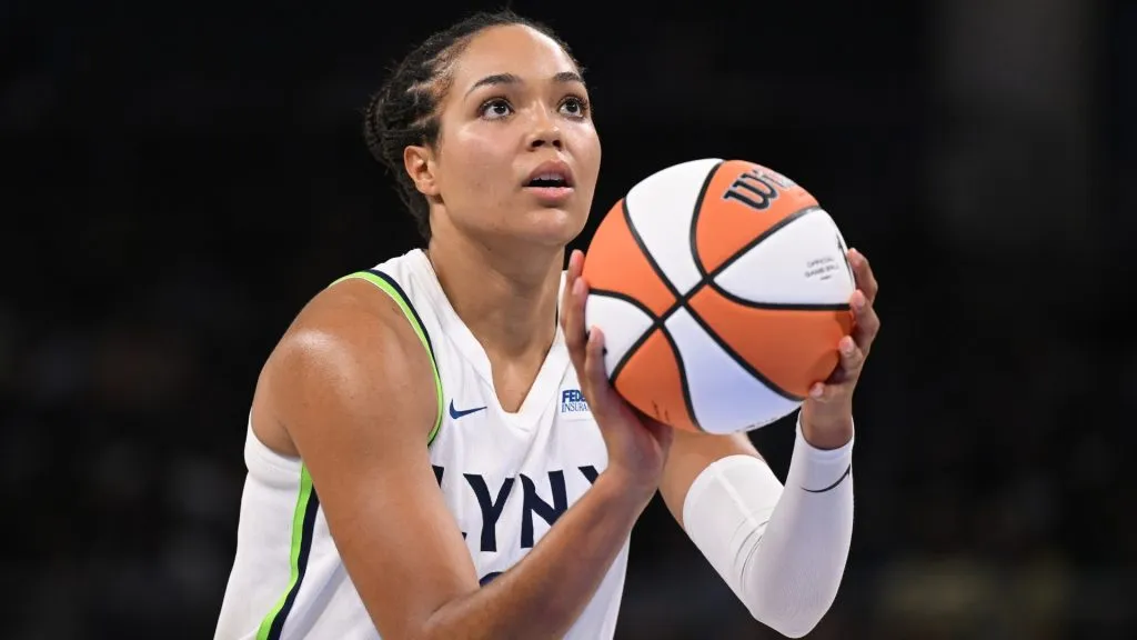 Napheesa Collier #24 of the Minnesota Lynx shoots a free throw against the Chicago Sky at Wintrust Arena on July 12, 2025. (Source: Daniel Bartel/Getty Images)