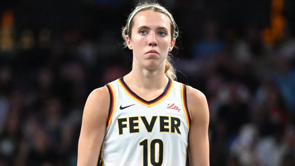 Lexie Hull #10 of the Indiana Fever looks on against Atlanta Dream during the fourth quarter at Gateway Center Arena on June 10, 2025. (Source: Paras Griffin/Getty Images)