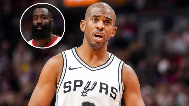 Chris Paul #3 of the San Antonio Spurs looks on against the Toronto Raptors during the first half at Scotiabank Arena.