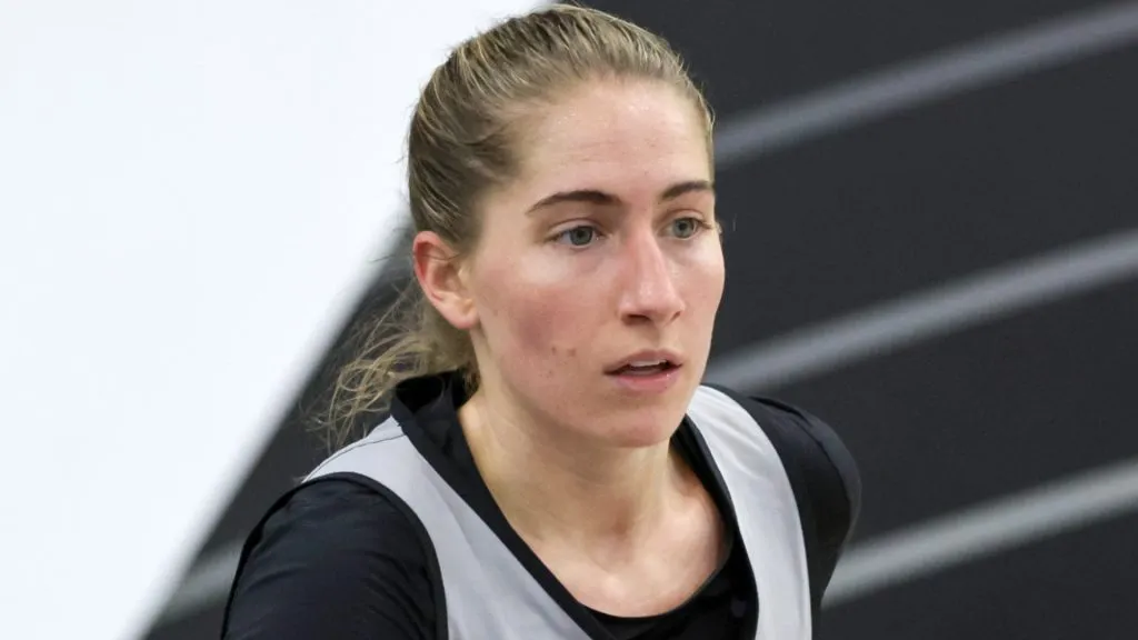 Kate Martin #20 and Sydney Colson #51 of the Las Vegas Aces run sprints during training camp at Las Vegas Aces Headquarters on May 02, 2024. (Source: Ethan Miller/Getty Images)