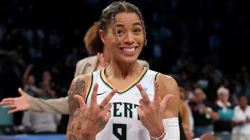 Natasha Cloud #9 of the New York Liberty celebrates the win over the Golden State Valkyries at Barclays Center on May 27, 2025.