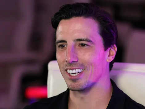 In first months of retirement, Crosby's iconic teammate Fleury snubs Blackhawks in latest charity venture