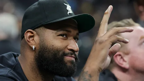 DeMarcus Cousins gestures as he is introduced at 2023 FIBA World Cup exhibition game between Puerto Rico and the United States.