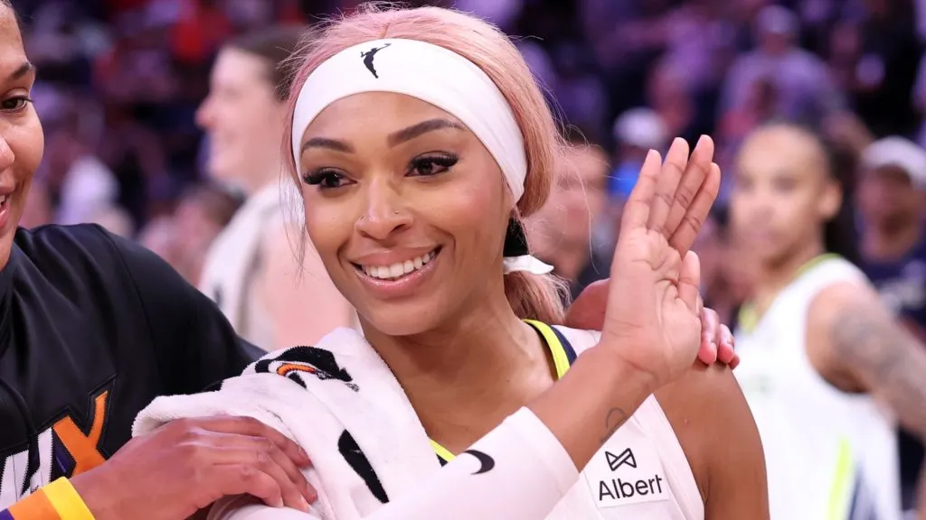 Alyssa Thomas talks to DiJonai Carrington #21 of the Dallas Wings after the Mercury defeated the Wings 93-80 in a WNBA Commissioner’s Cup game at PHX Arena on June 11, 2025. (Source: Chris Coduto/Getty Images)