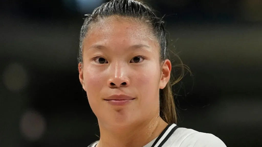 Kaitlyn Chen #2 of the Golden State Valkyries looks on against the Chicago Sky in the second quarter at Wintrust Arena on August 01, 2025. (Source: Patrick McDermott/Getty Images)