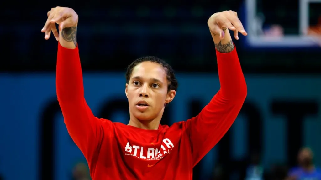Brittney Griner #42 of the Atlanta Dream warms up before the game against the Dallas Wings at College Park Center on July 30, 2025. (Source: Ron Jenkins/Getty Images)
