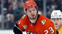 Mason McTavish during a game with the Anaheim Ducks, as trade rumors link him to the Montreal Canadiens amid RFA status.