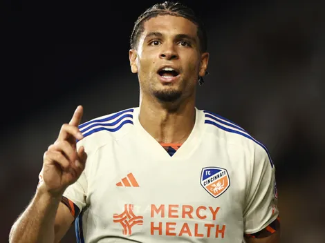 Why was FC Cincinnati vs Chivas Guadalajara suspended at the 2025 Leagues Cup?