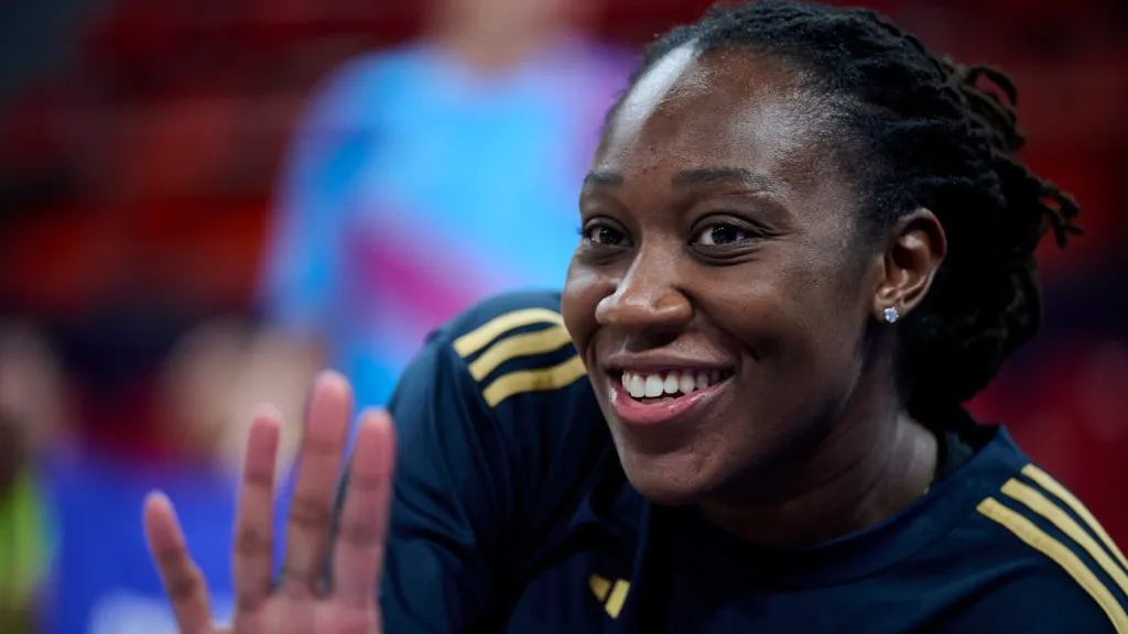 Tina Charles warms up during Euroleague Women Third Place Game match between Valencia Basket and Fenerbahce Opet at Pabellon Principe Felipe on April 13, 2025. (Source: Borja B. Hojas/Getty Images)