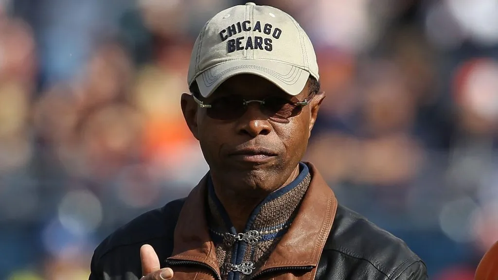 Former player Gayle Sayers of the Chicago Bears is introducted to the crowd before a game against the Washington Redskins at Soldier Field on October 24, 2010. (Source: Jonathan Daniel/Getty Images)