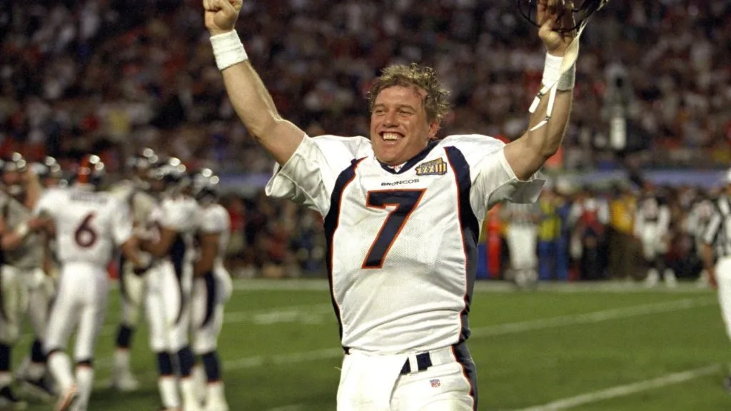 John Elway (Source: @25YearsAgoLive)