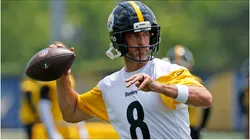 Aaron Rodgers of the Pittsburgh Steelers