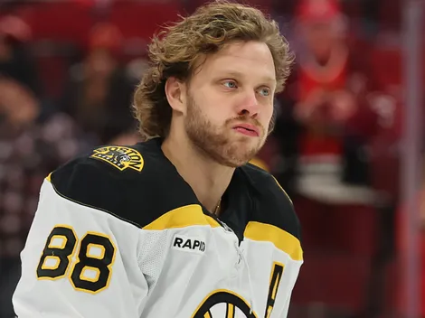 Bruins' decision not to name captain after Marchand draws candid reaction from Pastrnak