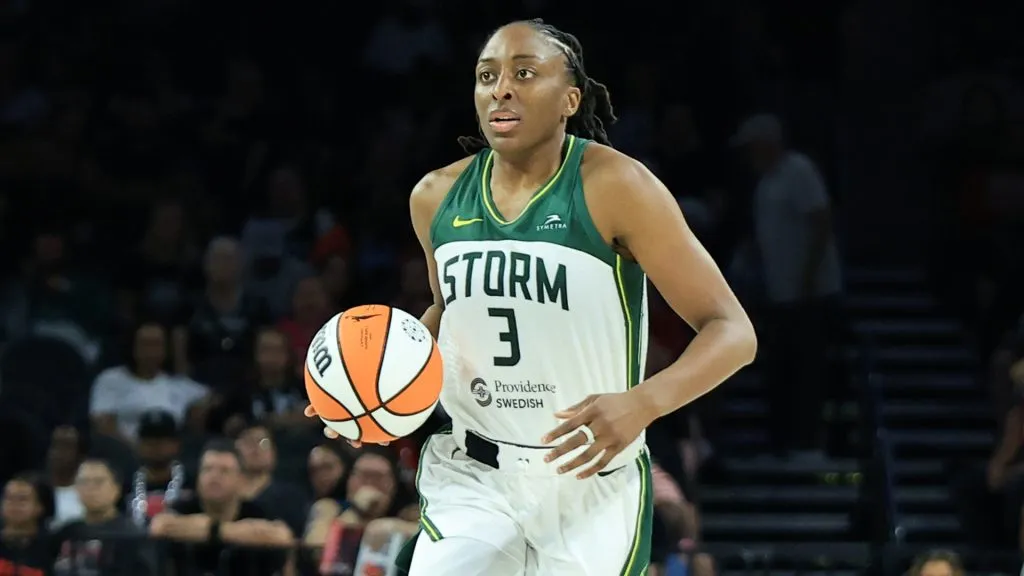 Nneka Ogwumike #3 of the Seattle Storm brings the ball up the court against the Las Vegas Aces in the third quarter of their game at Michelob ULTRA Arena on August 08, 2025. (Source: Ethan Miller/Getty Images)