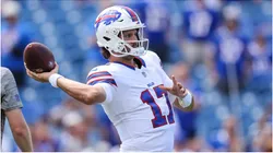 Josh Allen throwing a pass for the Bills.