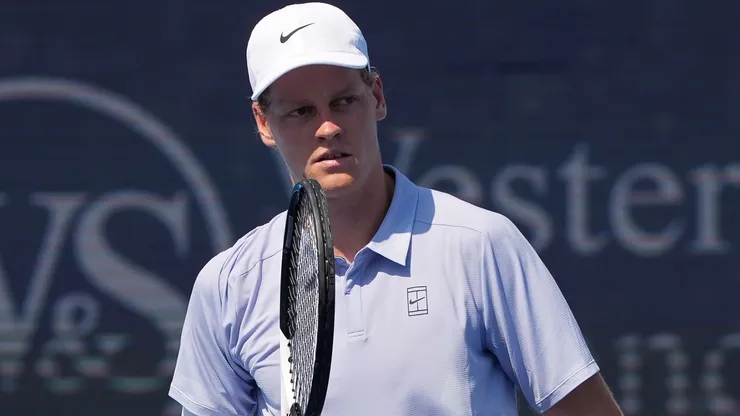 Jannik Sinner of Italy reacts after winning a point during the match against Térence Atmane of France during Day 10 of the Cincinnati Open at the Lindner Family Tennis Center on August 16, 2025 in Mason, Ohio.