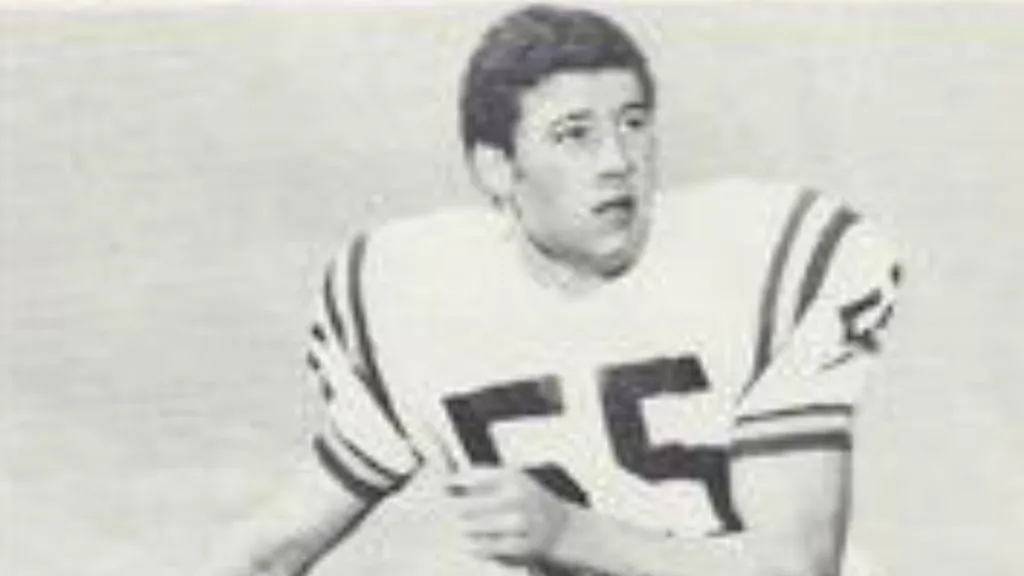 Warren Capone (Source: Trading Card Database)