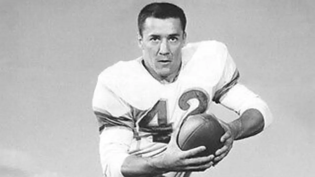 Jim Taylor (Source: @vintagelsuftb)