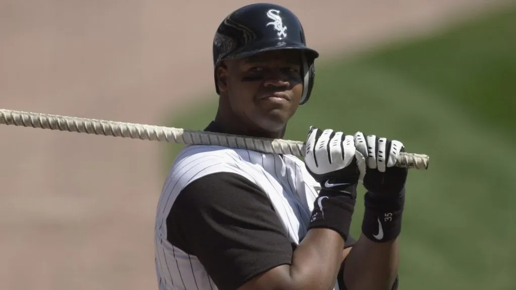 Frank Thomas #35 of the Chicago White Sox awaits his turn to bat against the Baltimore Orioles during the game at Comiskey Park in 2000. (Source: Jonathan Daniel/Getty Images)