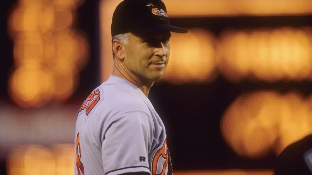 Cal Ripken Jr. of the Baltimore Orioles. (Source: @mlbespanol)