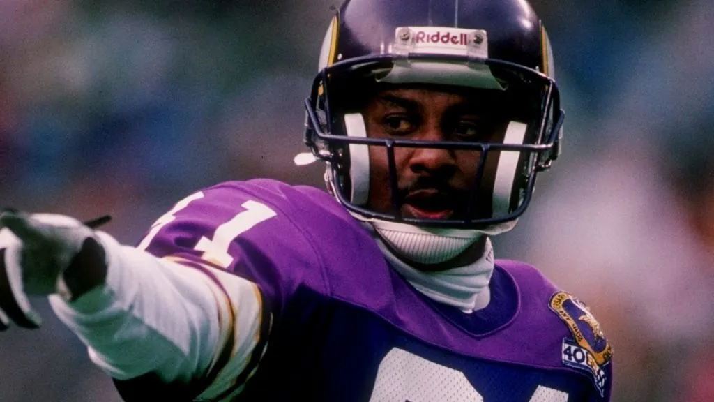 Wide receiver Anthony Carter of the Minnesota Vikings in action during a game against the Philadelphia Eagles at Veterans Stadium in 1989. (Source: Getty Images)