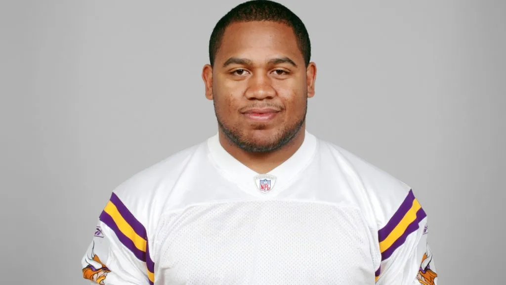 Kevin Williams of the Minnesota Vikings poses for his 2005 NFL headshot at photo day in Minneapolis. (Source: Getty Images)