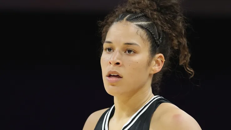 Veronica Burton #22 of the Golden State Valkyries during the WNBA game at PHX Arena on June 05, 2025.